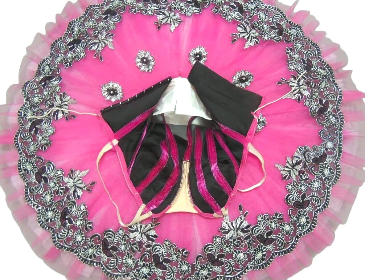 Coppelia Costume - Image 4